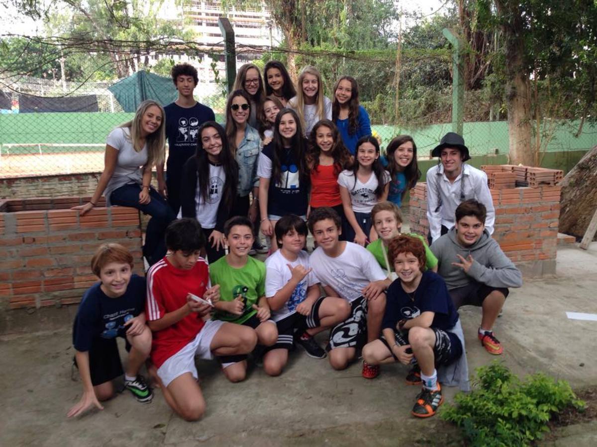 https://chazit.com/porto_alegre/../fotos/fotos_site/2015/1semestre/7 Sabado - Lag BaOmer/6.jpg